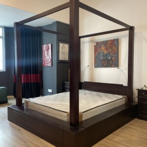 Four Poster Bed